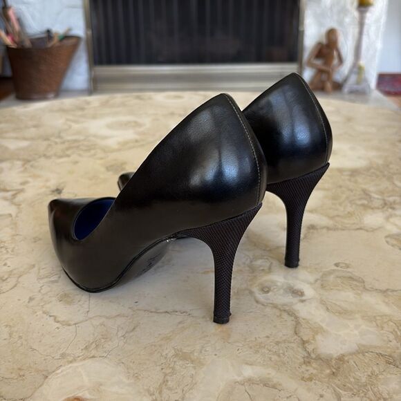 Antonia Saint New York Leather Heels Pumps - Picture 6 of 15